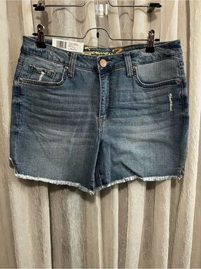 Seven7 Light Blue Frayed Hem Denim Weekend Shorts
